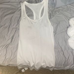 WHITE LULULEMON SWIFTLY TANK